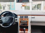 Mercedes E 240-6