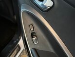 Hyundai Santa Fe-12