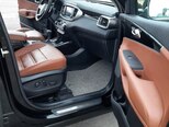 Kia Sorento-9