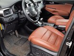 Kia Sorento-8