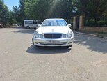 Mercedes E 240-1