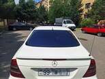 Mercedes E 240-3
