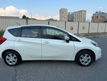 Nissan Note-7