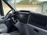 Ford Transit-5