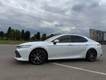Toyota Camry-3