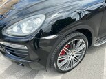 Porsche Cayenne-12