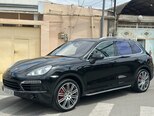 Porsche Cayenne-13