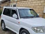 Mitsubishi Pajero io-4