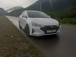 Hyundai Elantra-9