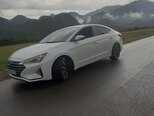 Hyundai Elantra-8