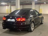 Volkswagen Jetta-7