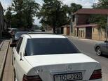 Mercedes E 220-4