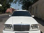 Mercedes E 220-2