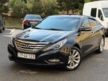 Hyundai Sonata-1