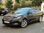 Hyundai Sonata-4