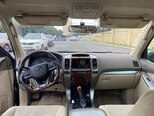 Toyota Land Cruiser Prado-4