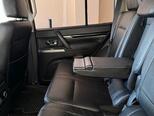 Mitsubishi Pajero-6