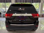 Jeep Grand Cherokee-11