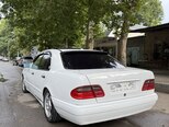 Mercedes E 240-6