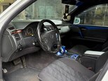 Mercedes E 240-8