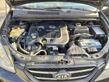 Kia Carens-5