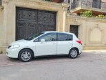 Nissan Tiida-10
