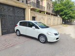 Nissan Tiida-11