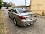 Hyundai Sonata-4