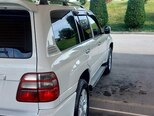 Toyota Land Cruiser-10