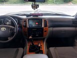 Toyota Land Cruiser-13