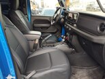 Jeep Wrangler-13