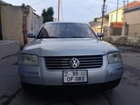Volkswagen Passat-1