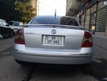 Volkswagen Passat-2