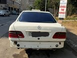 Mercedes E 320-2