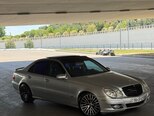 Mercedes E 200-2