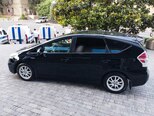 Toyota Prius V-3