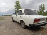 LADA (VAZ) 2107-2