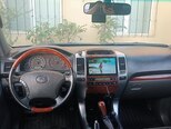 Toyota Land Cruiser Prado-12