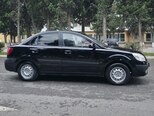 Kia Rio-11