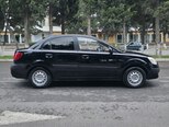 Kia Rio-10
