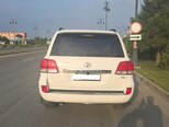 Toyota Land Cruiser-2