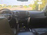Toyota Land Cruiser-8