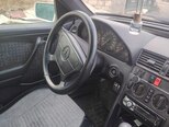 Mercedes 200 E-2