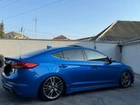 Hyundai Elantra-4