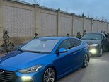 Hyundai Elantra-3