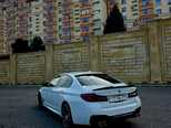 BMW 530e-7