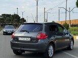 Toyota Auris-2