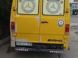 Mercedes 208 D-2