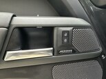 Land Rover Defender-21