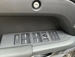 Land Rover Defender-20